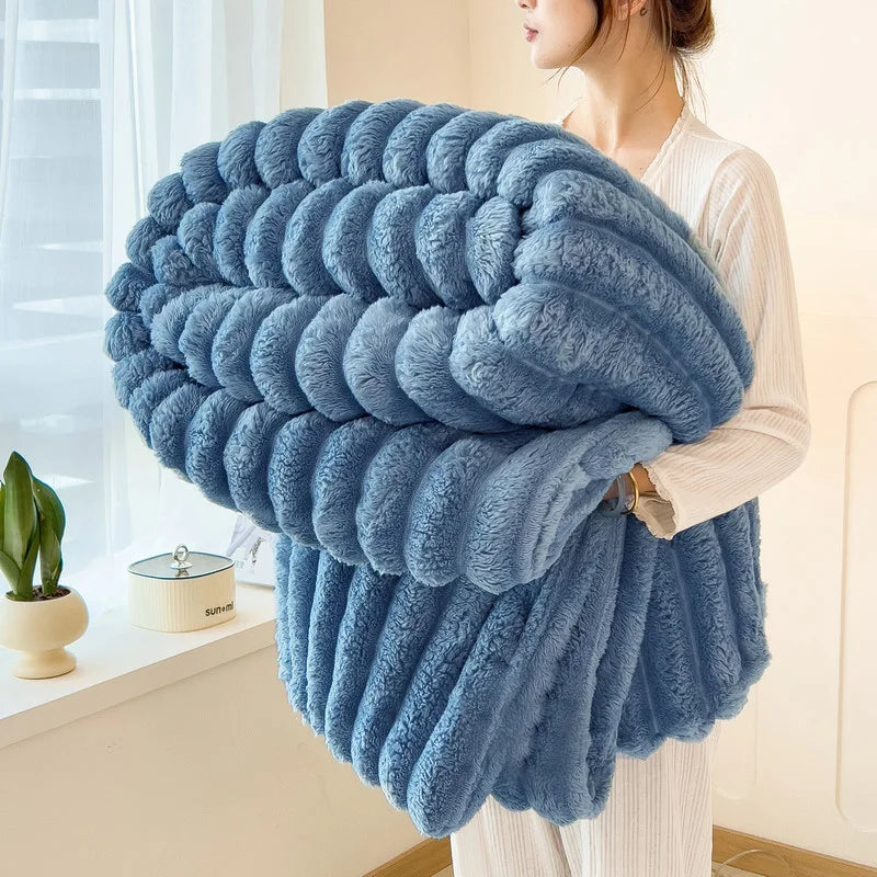 ROSEKIND Plush Fleece Blanket 300GSM Warm Throw For All Seasons