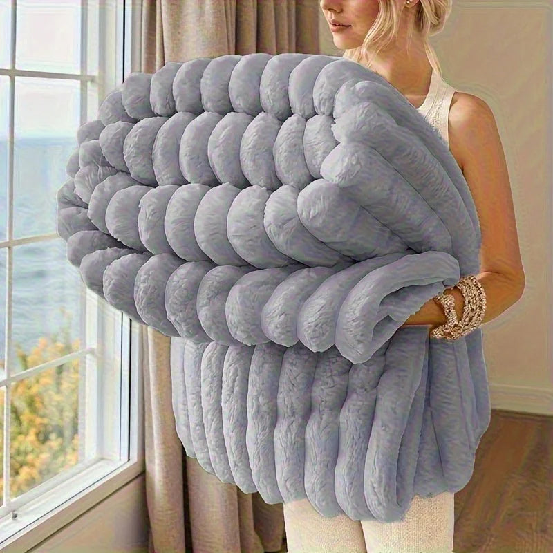 ROSEKIND Plush Fleece Blanket 300GSM Warm Throw For All Seasons